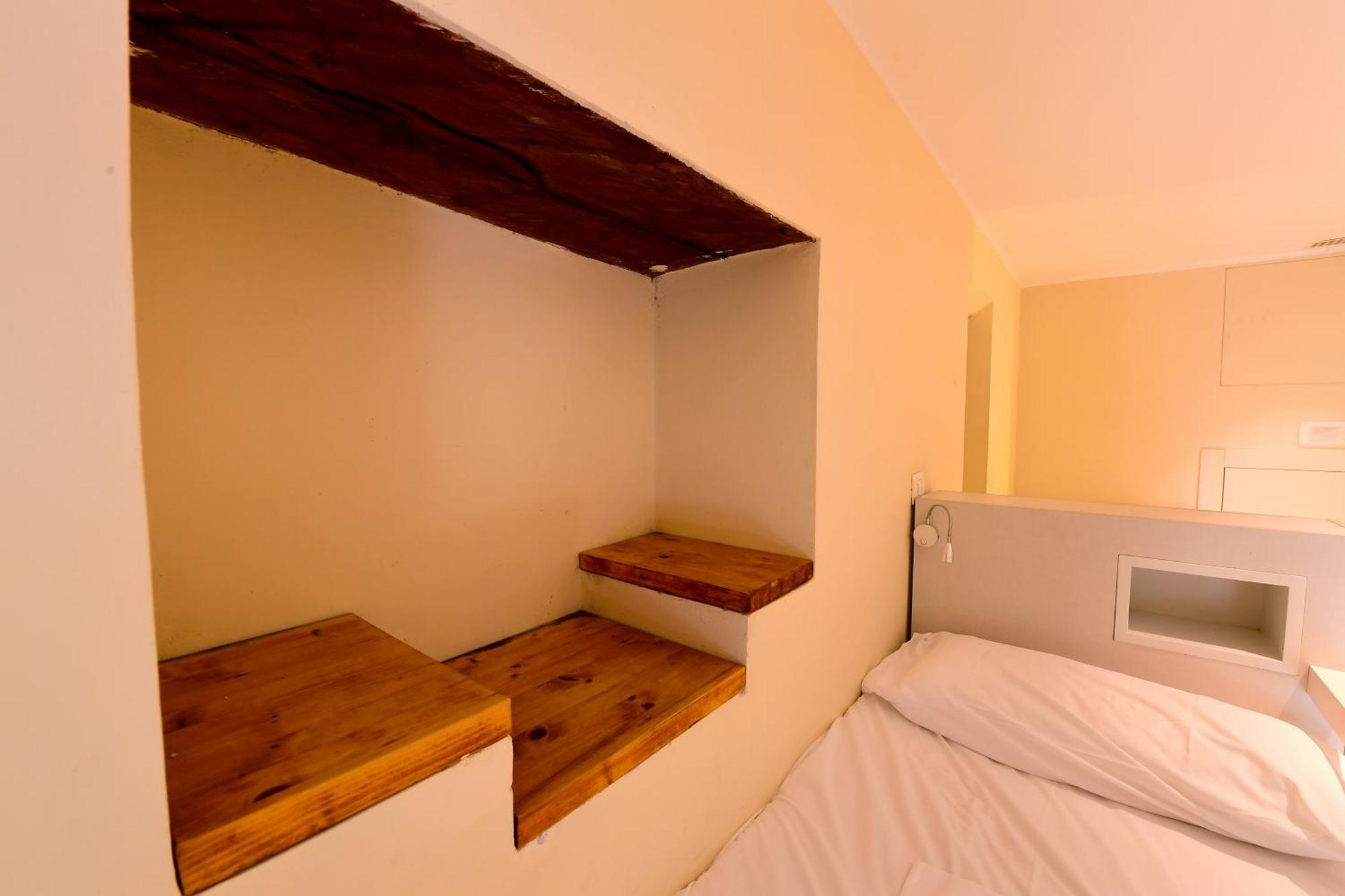 Little Italy Hostel Ex Chiesa S Donato Perugia Ngoại thất bức ảnh