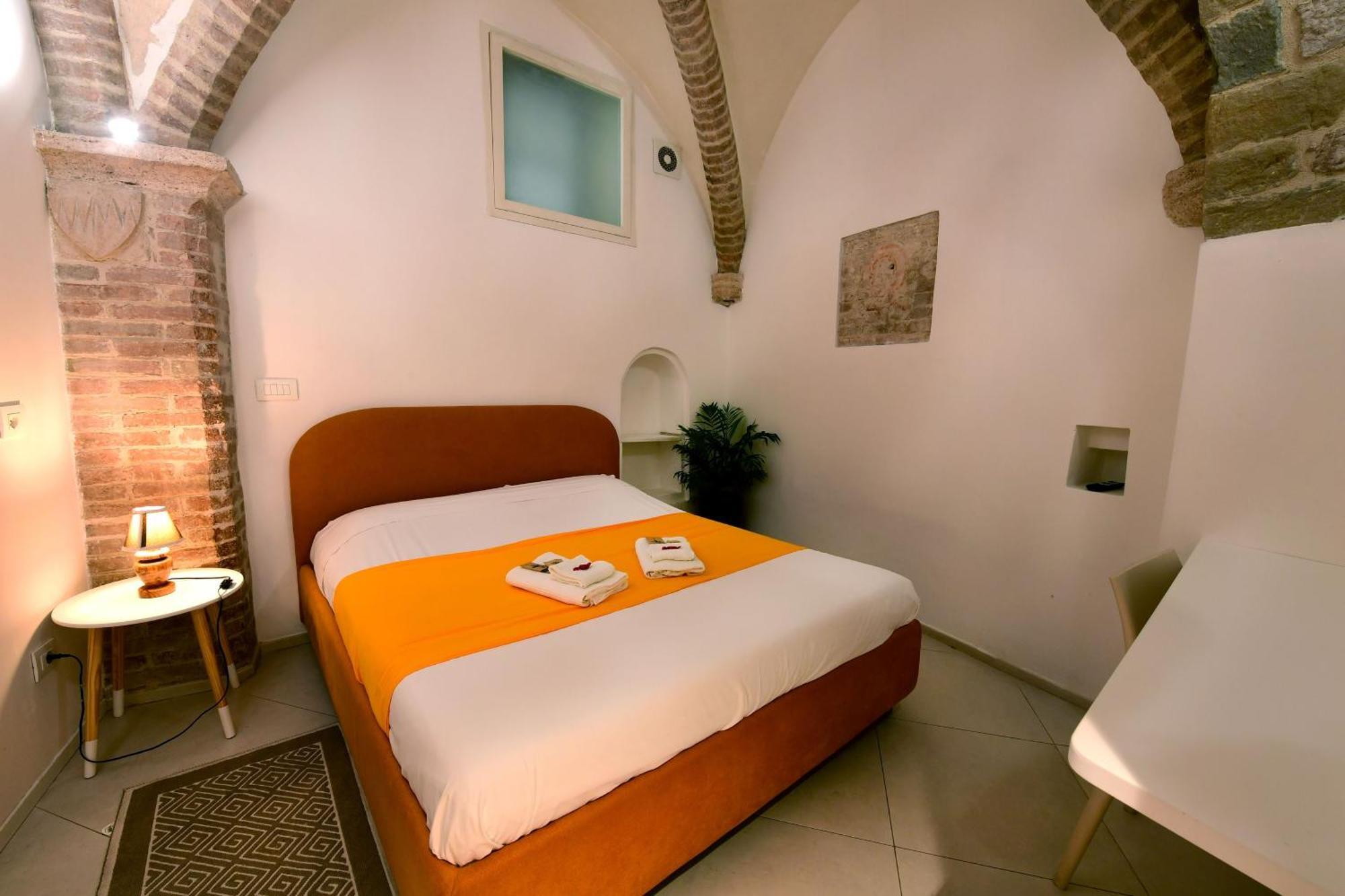 Little Italy Hostel Ex Chiesa S Donato Perugia Ngoại thất bức ảnh